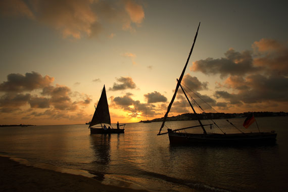 Spectacular sunset sailing experience on the Indian Ocean